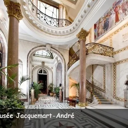 Charming Bright T2 In 17e Lively Vibrant Area Apartman Párizs